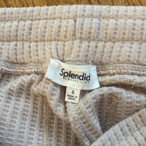 ✨ Splendid Cream Waffle Knit Joggers – Size Small ✨ - Picture 2 of 2